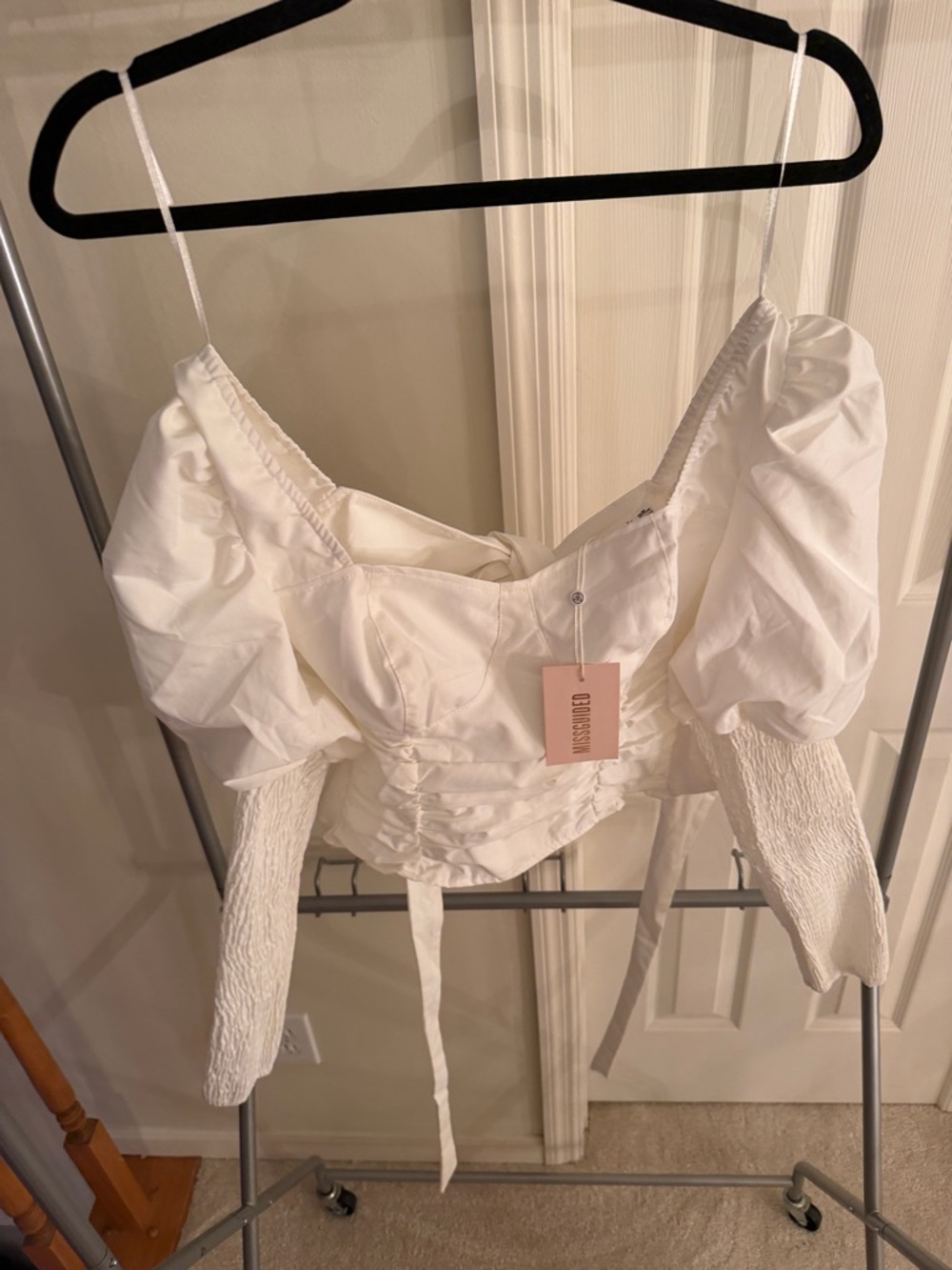 Missguided White Puff Sleeve Cropped Top